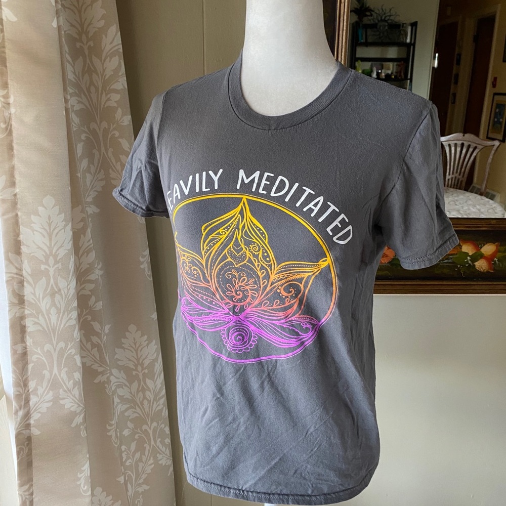 Donating Soon! Anvil Heavily Meditated Yoga Tee Shirt Size Small - Picture 2 of 5